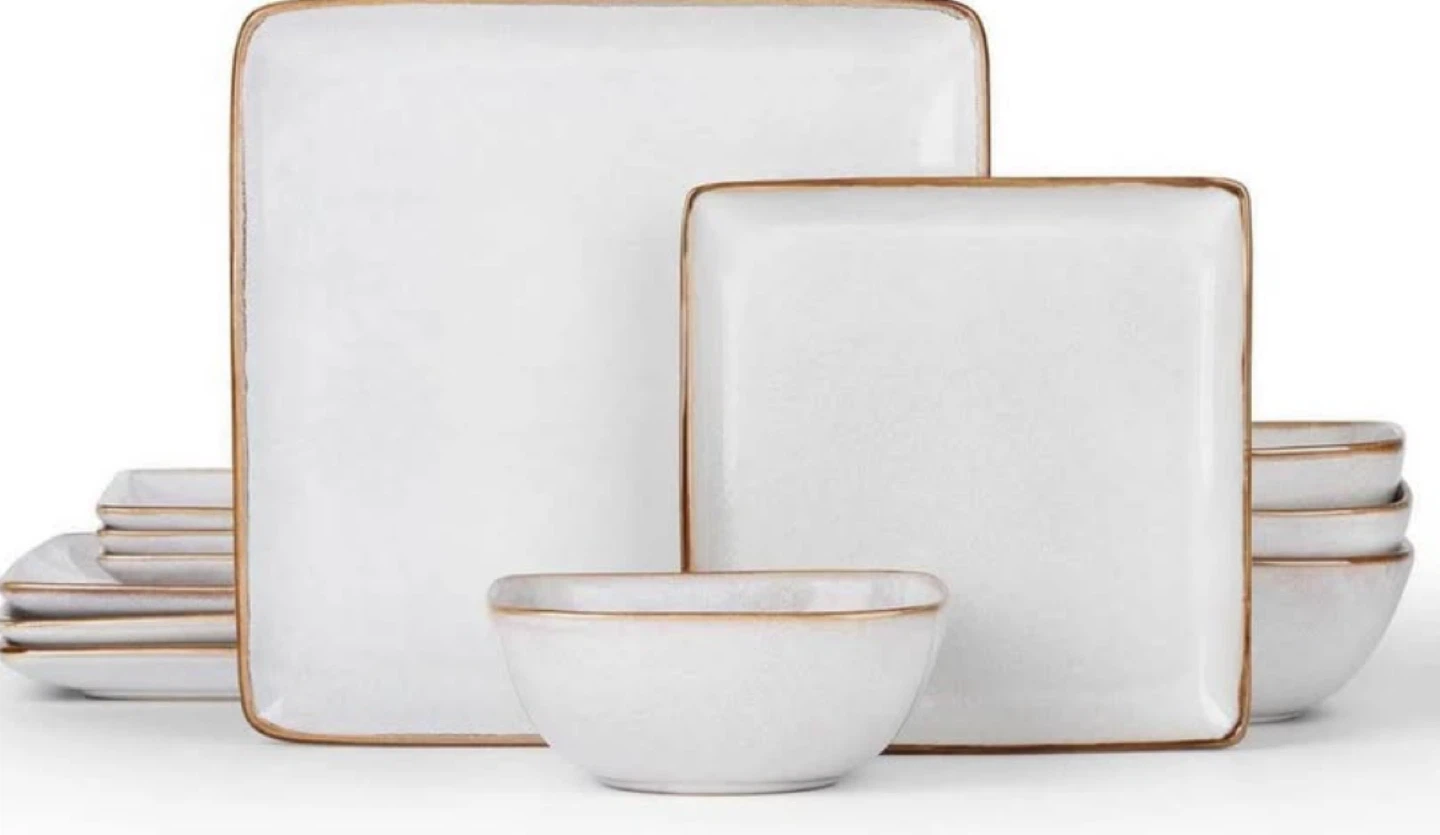 White Dinnerware Set