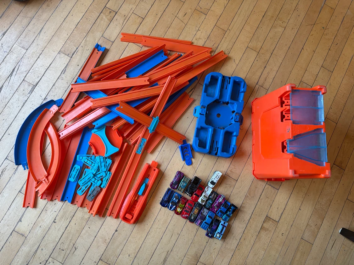 Hot Wheels Track Builder Set with Cars