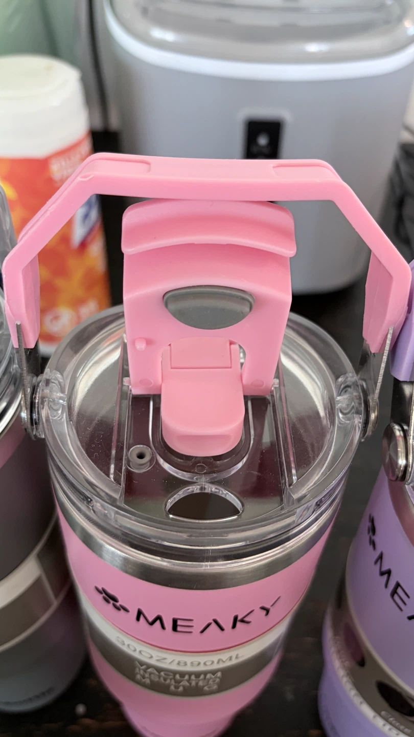 Meaky 30oz Vacuum Insulated Mug with Handle - photo 4