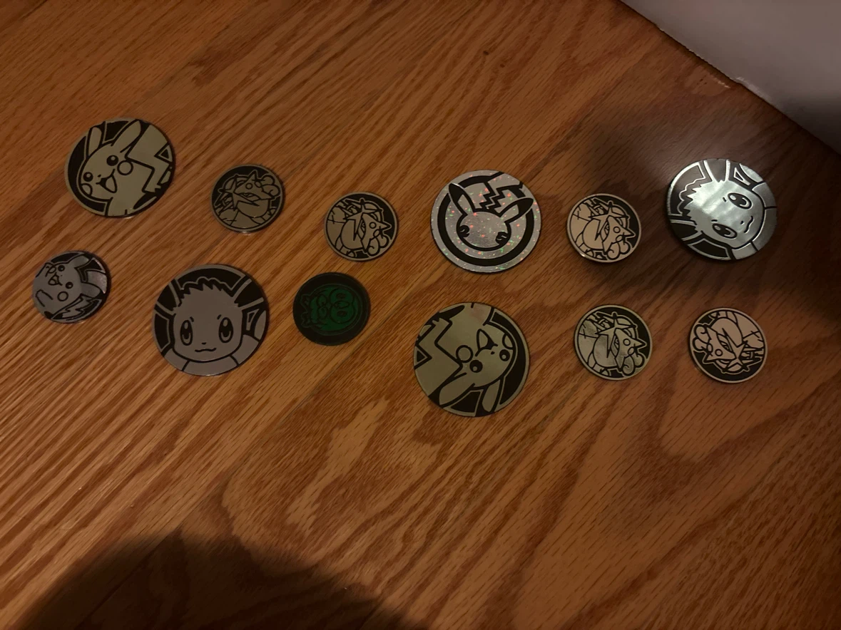 Pokemon Poke Ball Set with Coins - photo 2