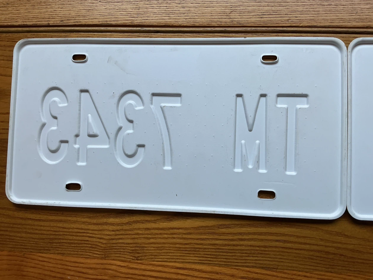 Vintage Movie Pair of Plastic (Not Real) Texas License Plates - photo 5