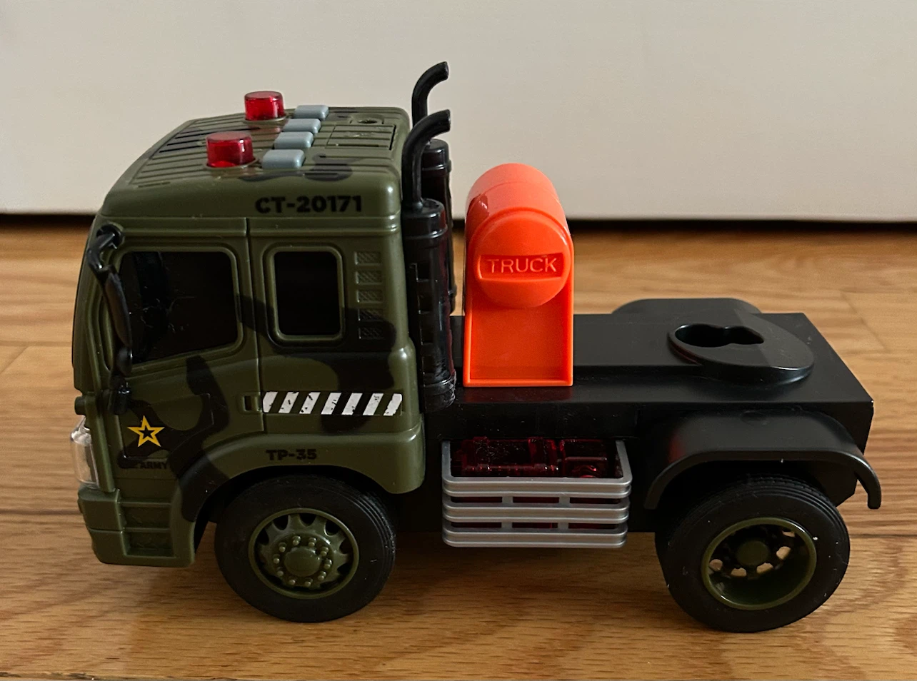 U.S. Army Toy Truck - photo 3