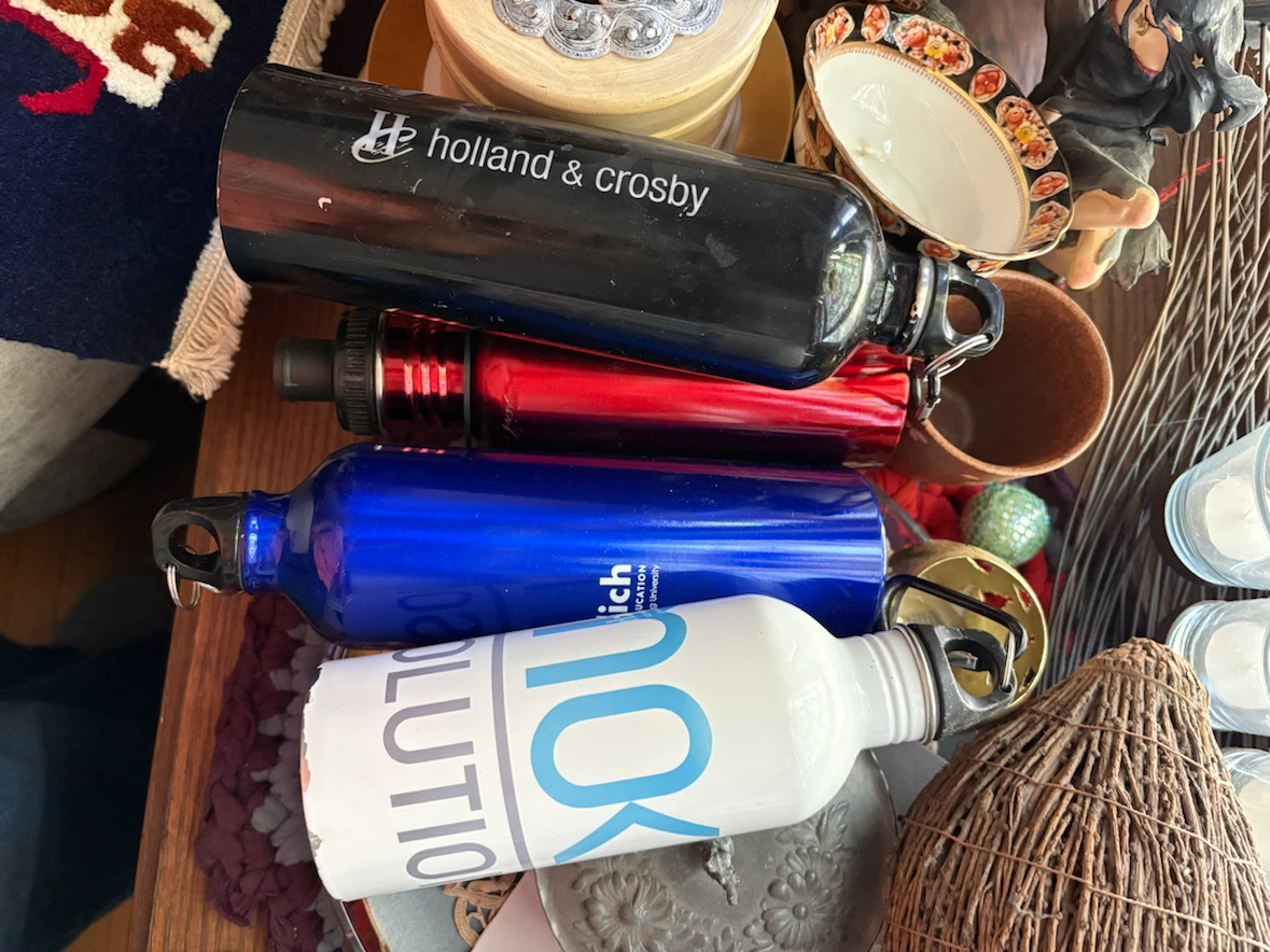 Holland & Crosby water bottle bundle