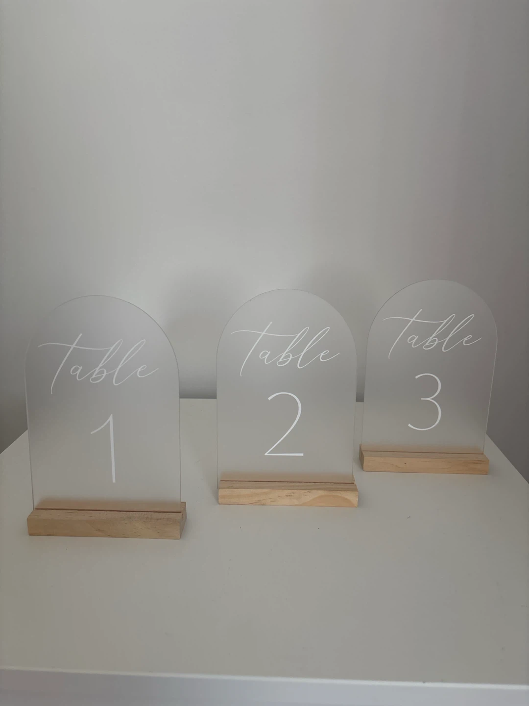 Arch Table Number Sign