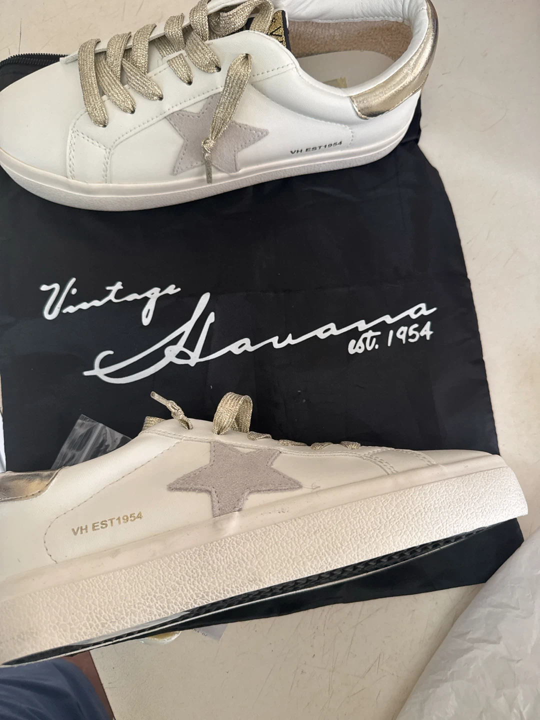 Vintage Havana White Star Sneakers