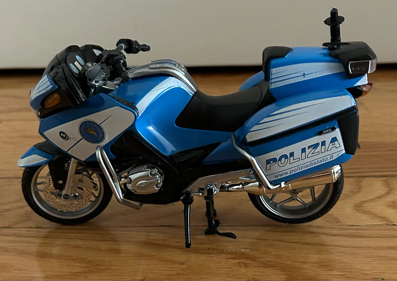 BMW Polizia Police Motorcycle Toy
