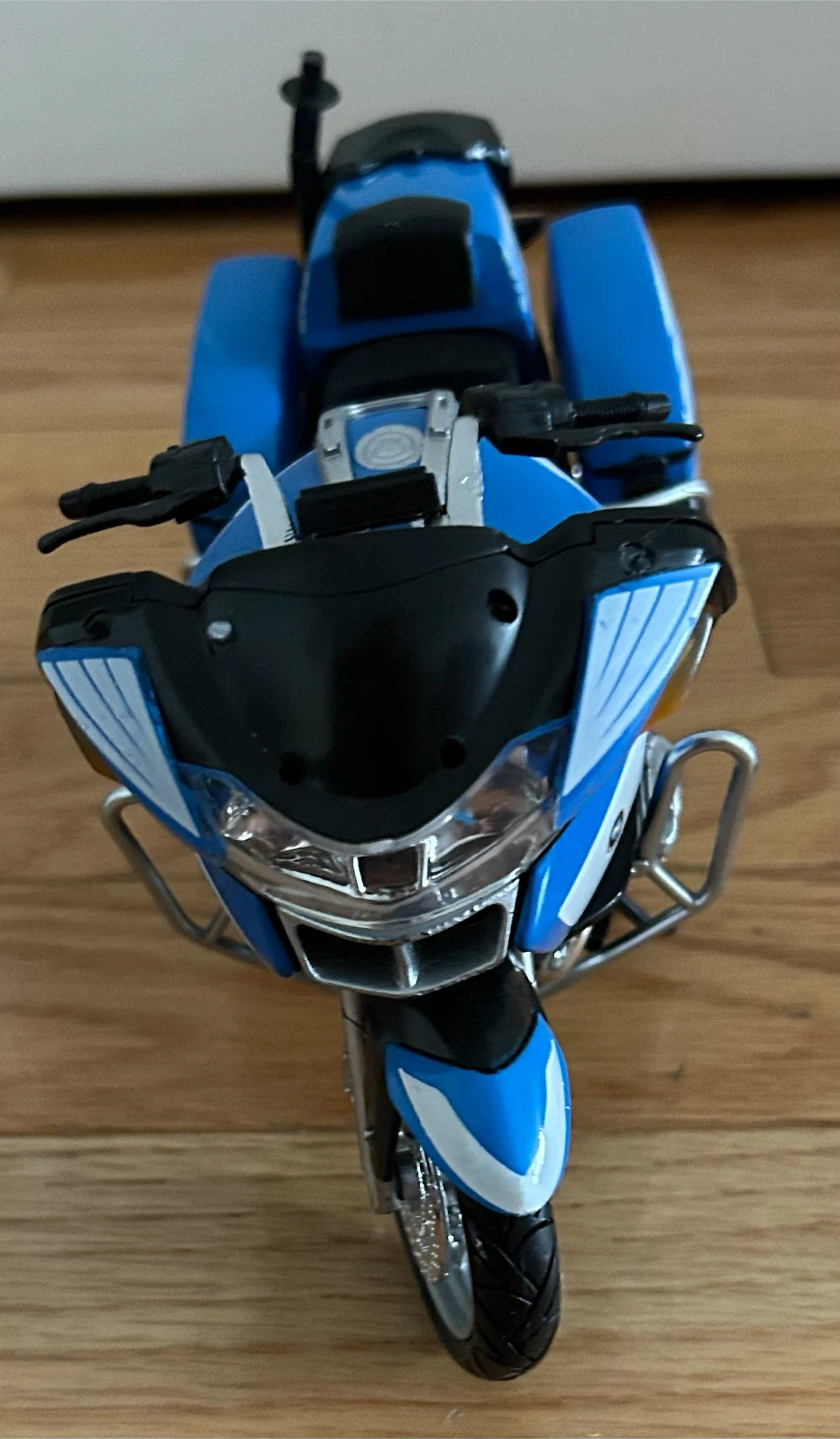 BMW Polizia Police Motorcycle Toy - photo 3