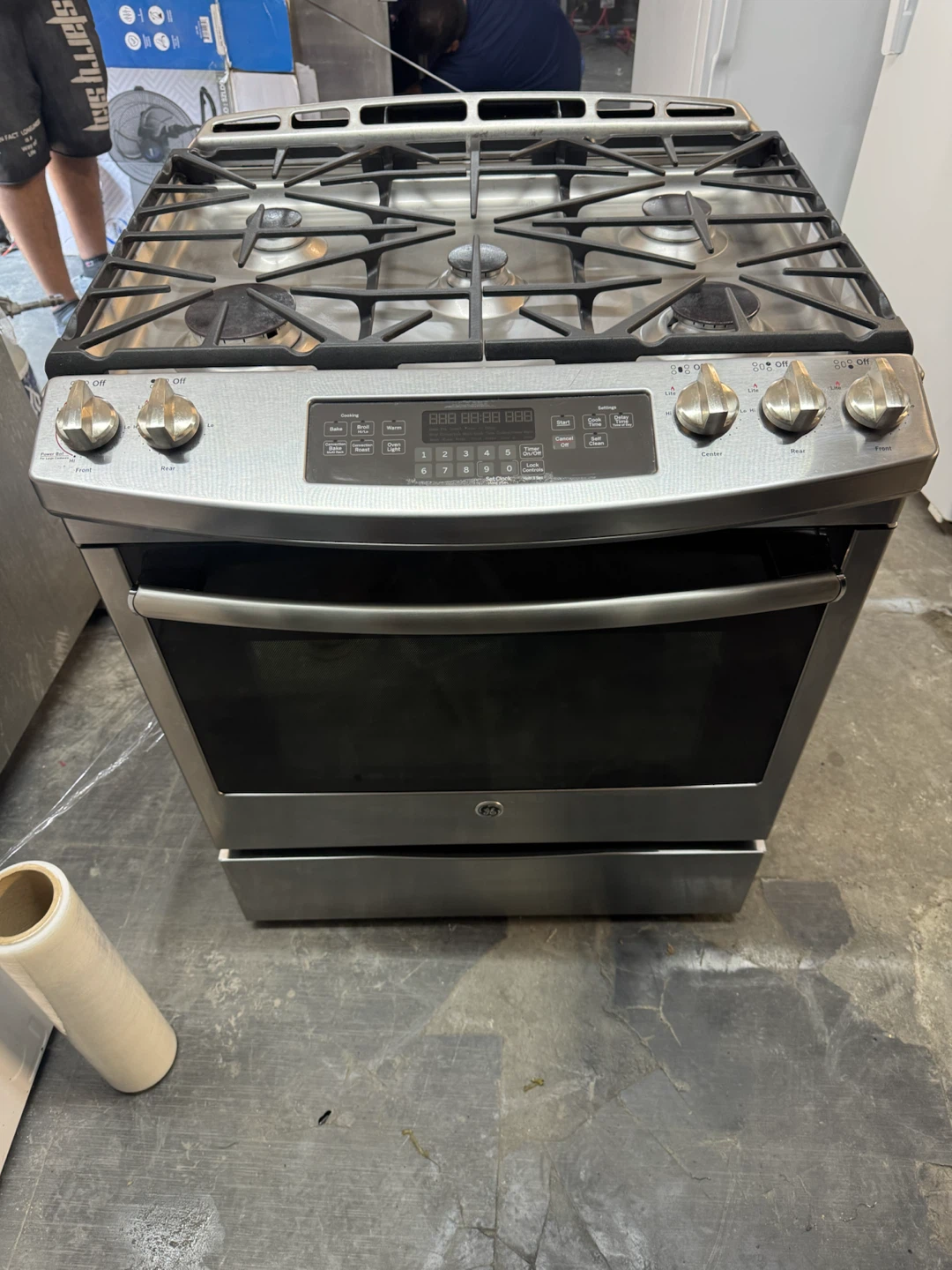 GE Stainless Steel Gas Range - photo 2