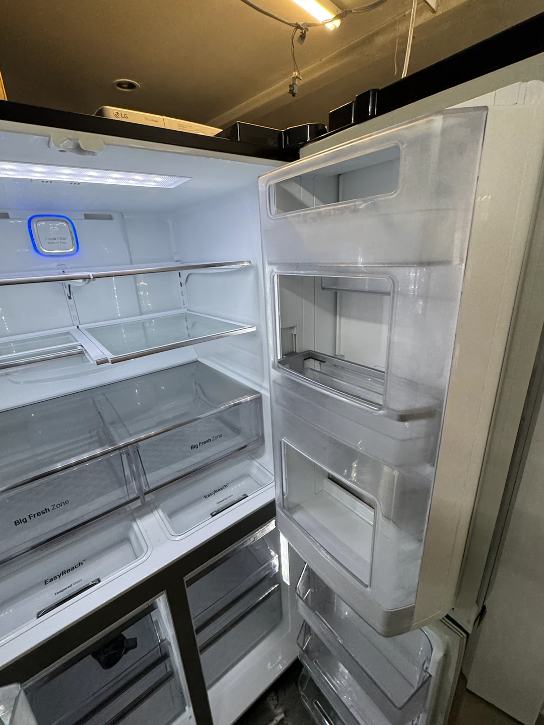 LG 4-Door French Door Refrigerator with Craft Ice - photo 3