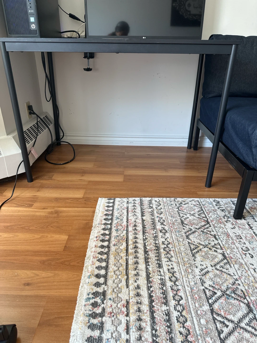 IKEA SANDSBERG Desk - photo 4