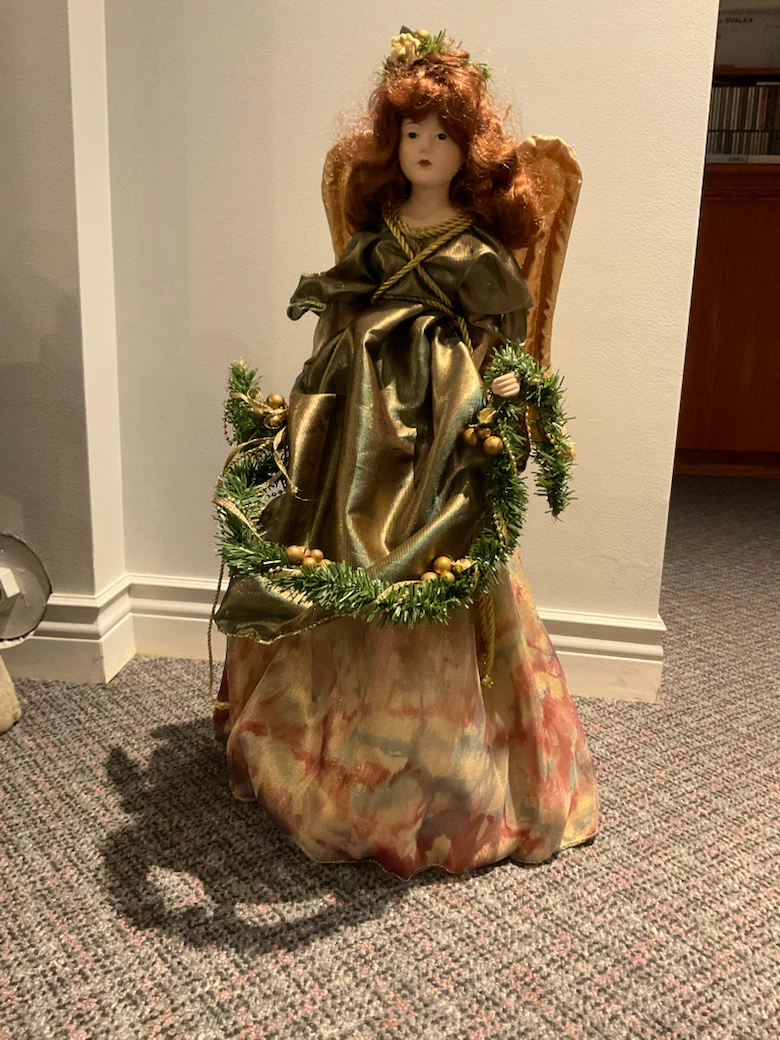 Angel with Wreath Christmas Decor
