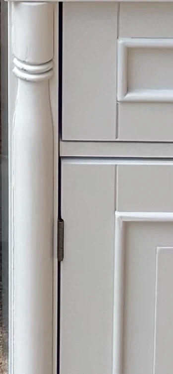 2 White Two-Door Cabinet with Shelving - photo 3