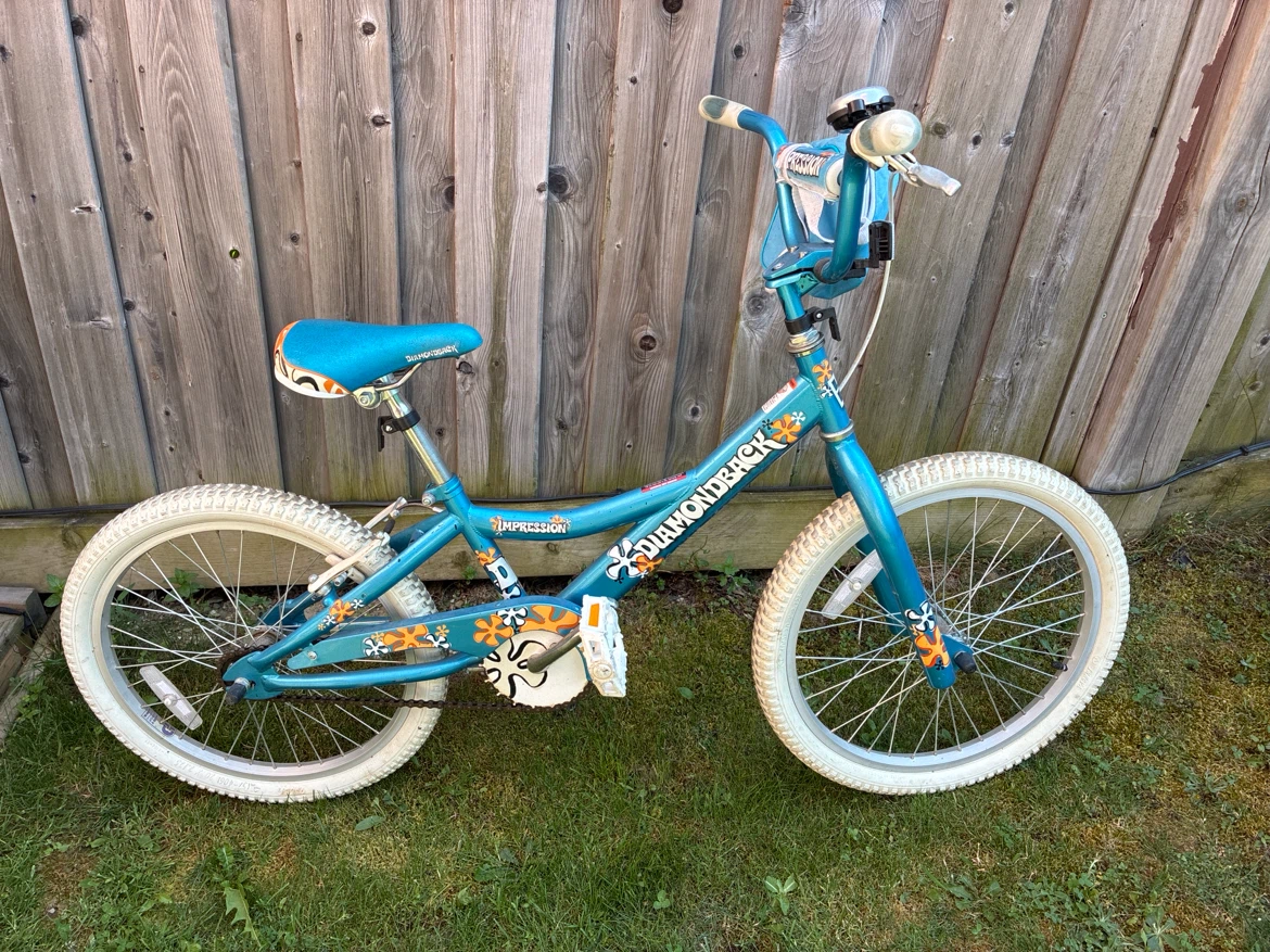 Diamondback Impression Kids' Bike