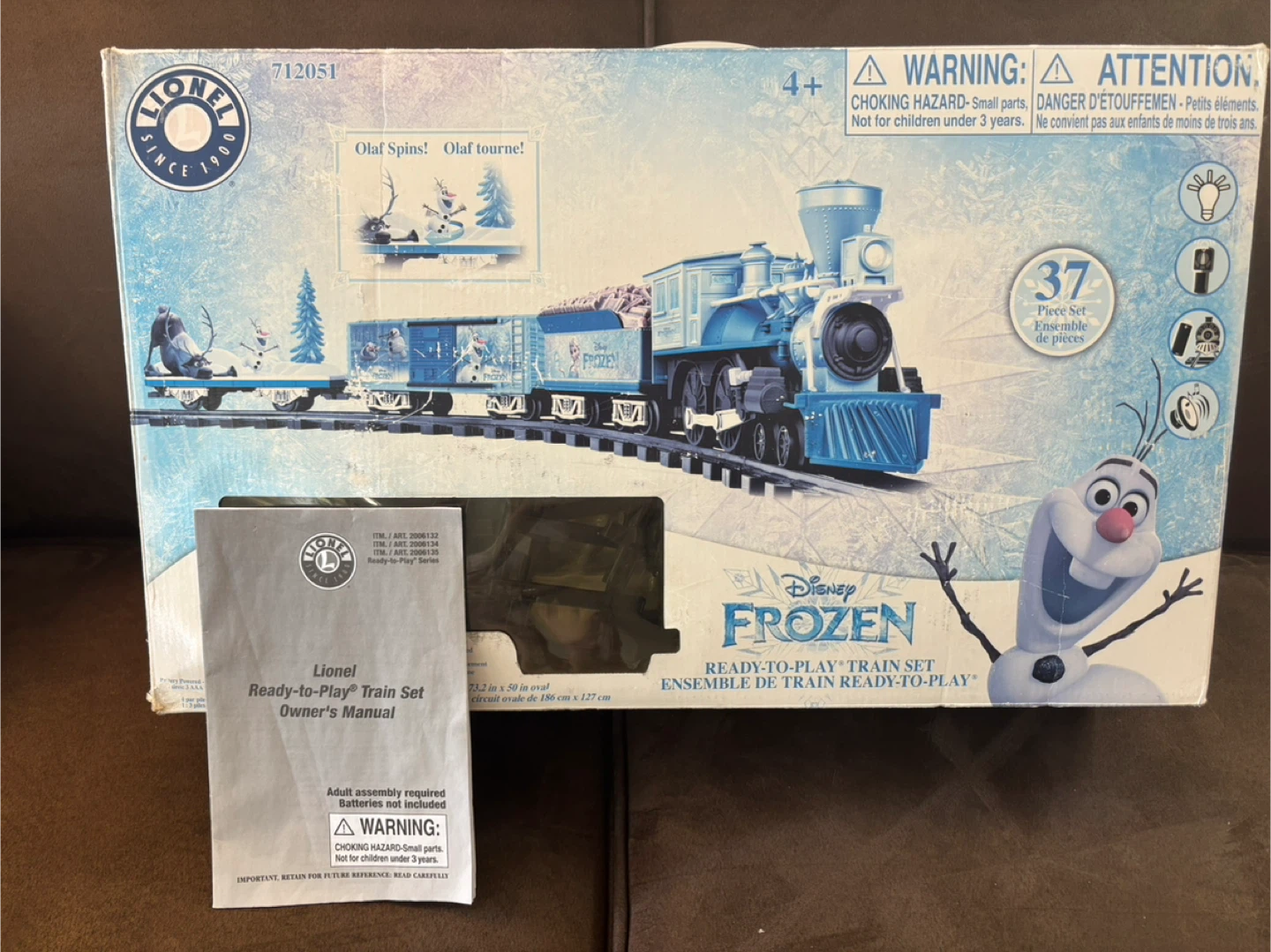 Lionel Disney Frozen Ready-to-Play Train Set