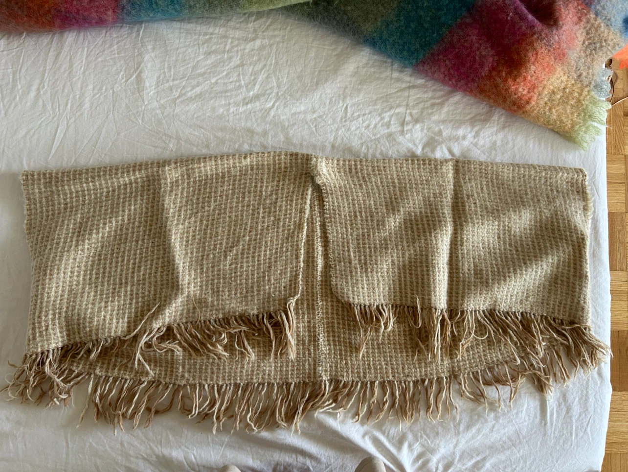 Fashion shawl cape might hair - photo 5
