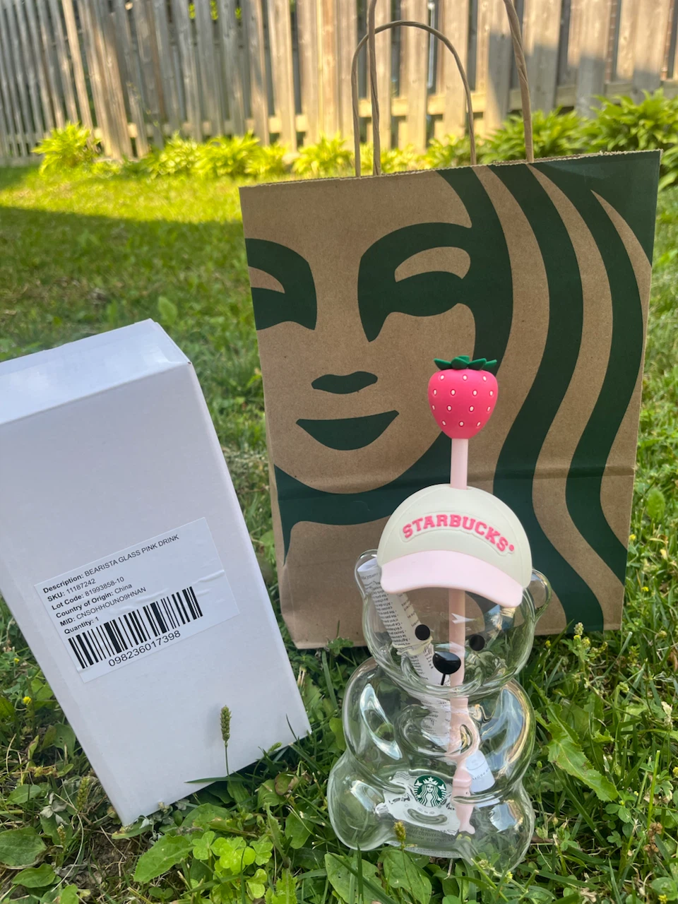 Starbucks Bearista Glass🍓 - photo 2