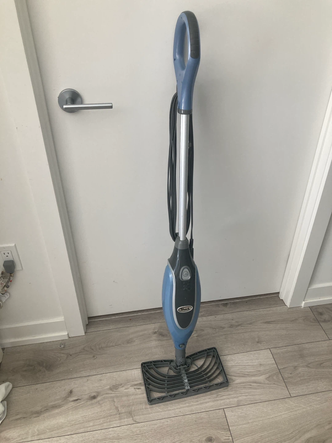 Shark Steam Mop (includes Pad)