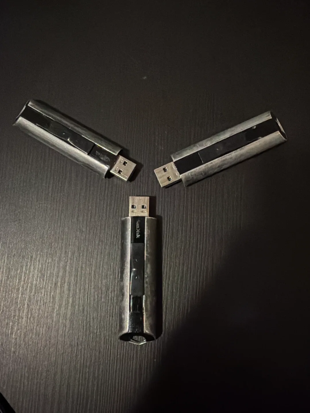 SanDisk USB Flash Drives (3-Pack) 2, 1tb and one 256 gig