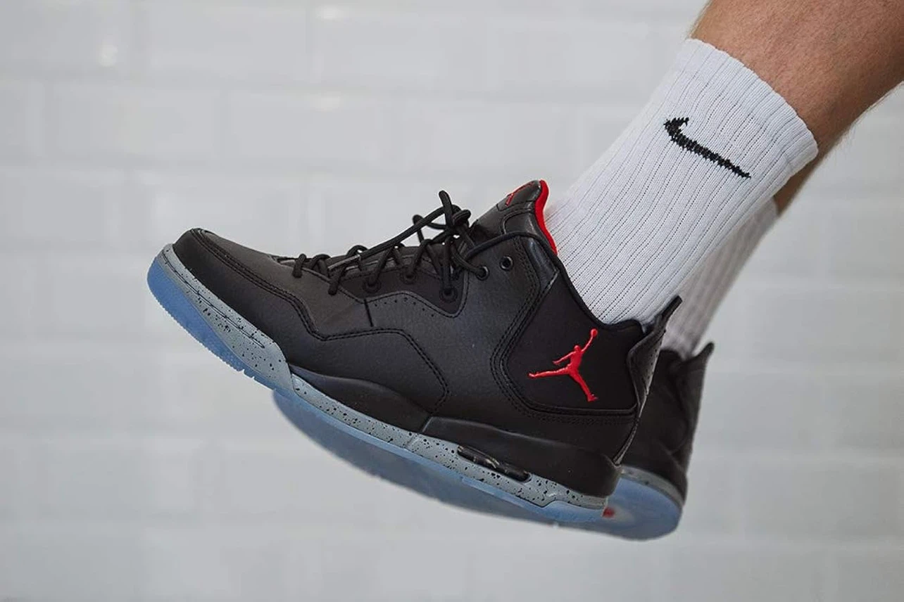 Jordan Mens Courtside 23 Black Gym RED - photo 2