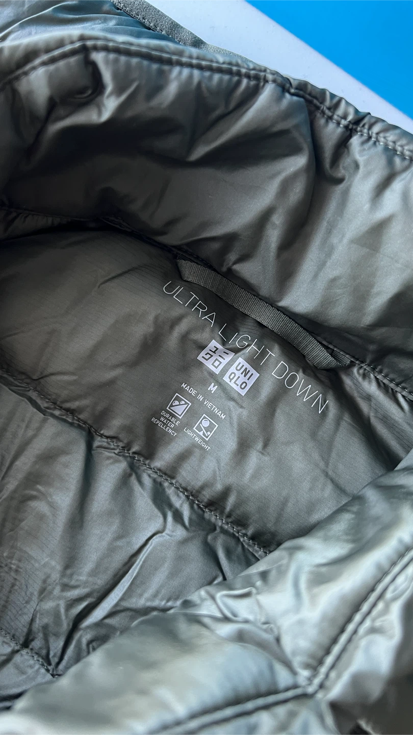 (NEW) Uniqlo Ultra Light Down Vest Olive Green M - photo 4
