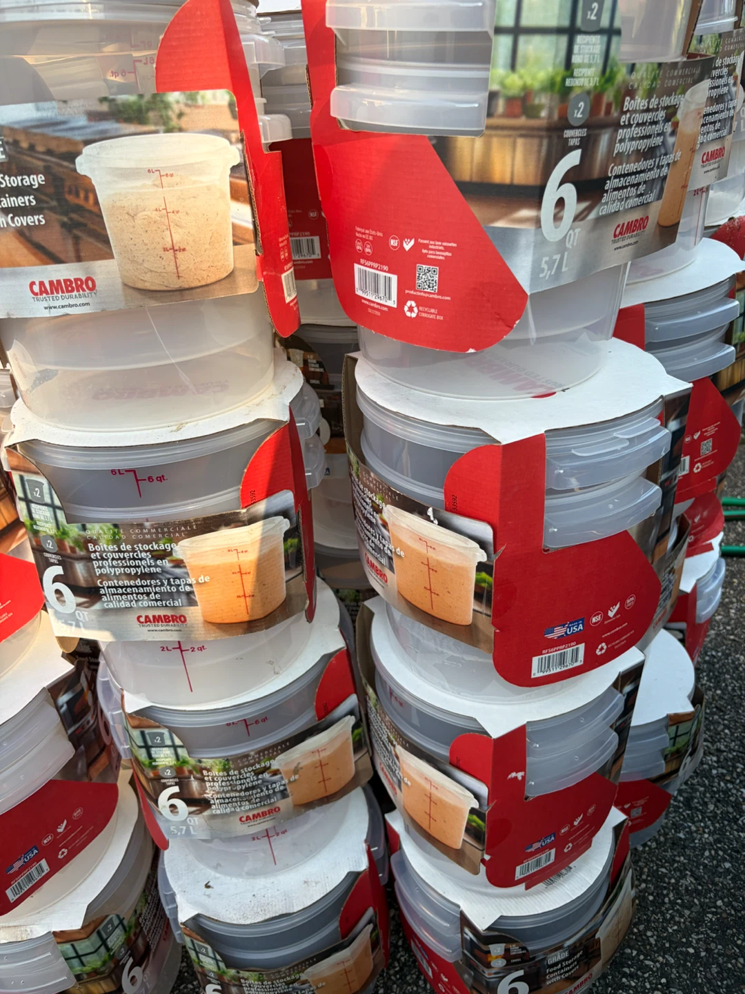 Food storage containers NEW.