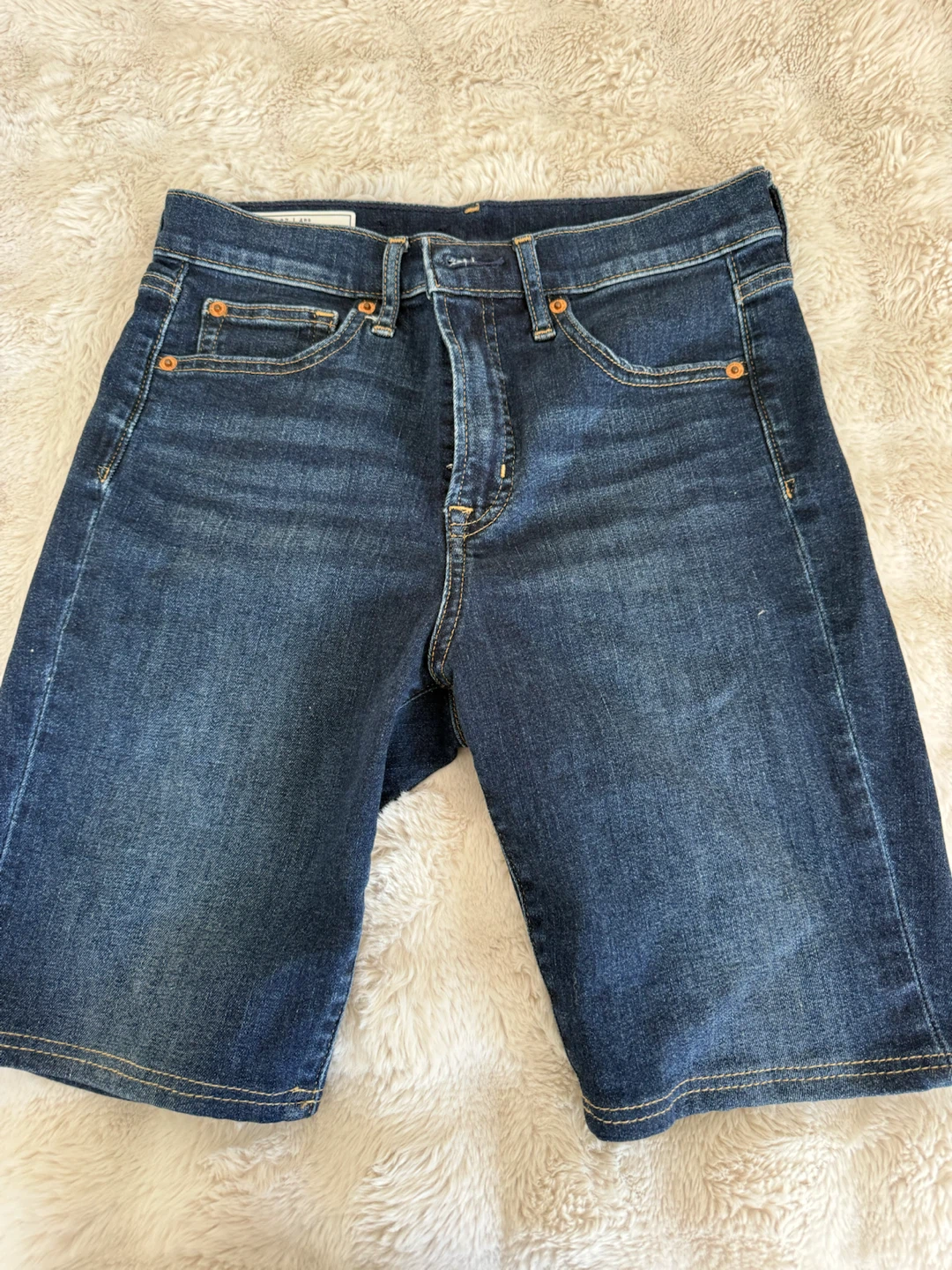 GAP True Skinny High Rise Denim Shorts