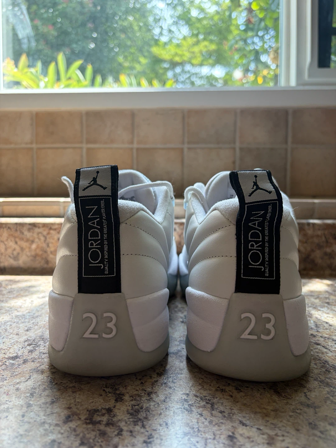 Air Jordan 12 Retro - photo 2