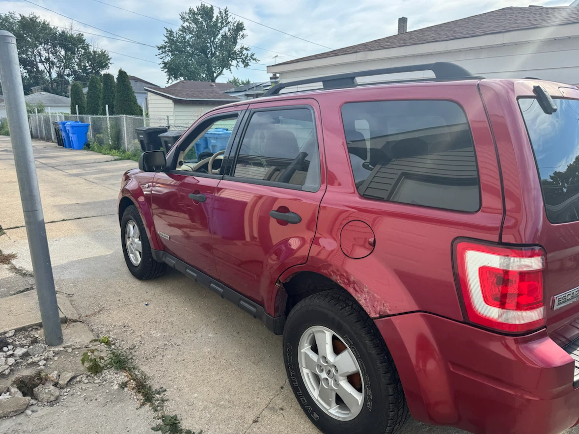 Red Ford Escape SUV - photo 5