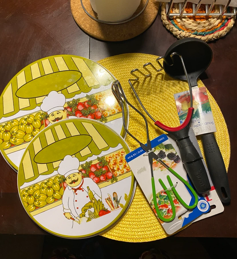 Bundle  & Set of 2 Chef Design Round Trivets