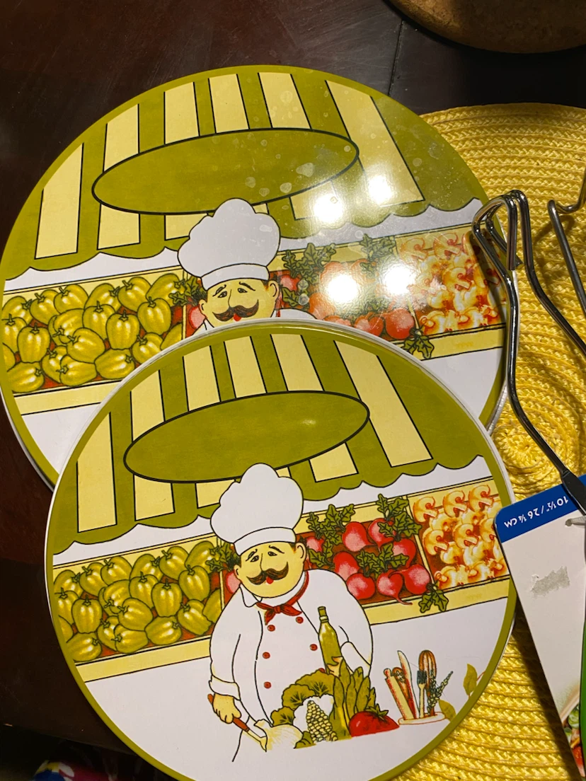 Bundle  & Set of 2 Chef Design Round Trivets - photo 3