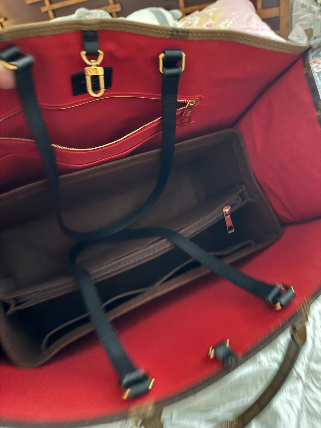 Louis Vuitton OnTheGo GM Monogram Reverse Tote Bag - photo 3