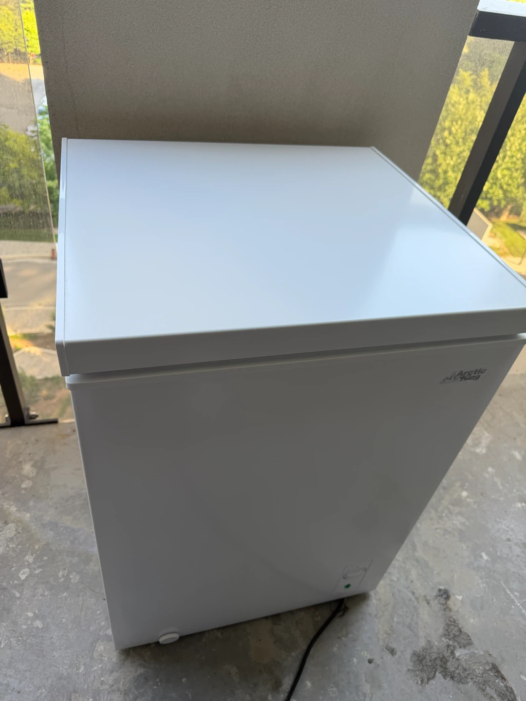 Arctic King Chest Freezer 5.1 cl