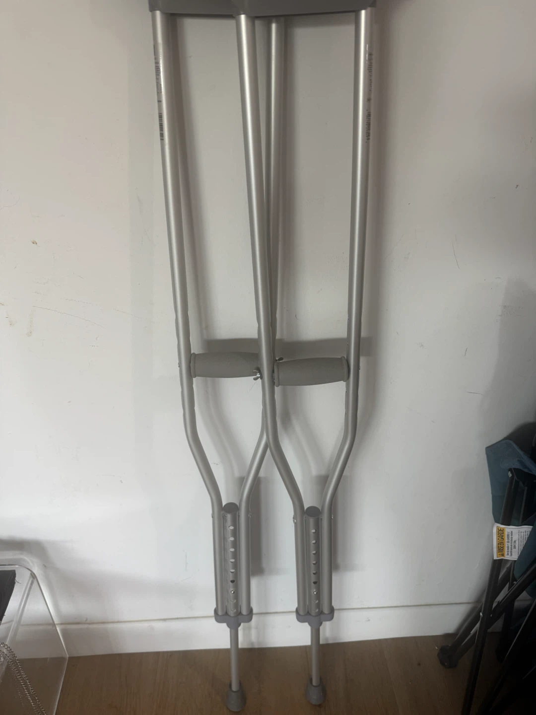 Adjustable Aluminum Crutches