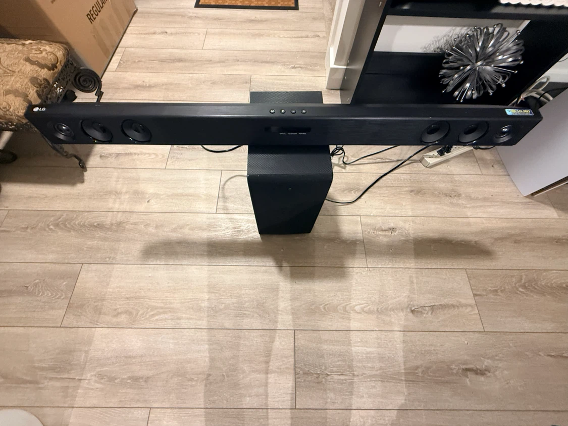 LG Wireless Sound Bar with Bluetooth - photo 2