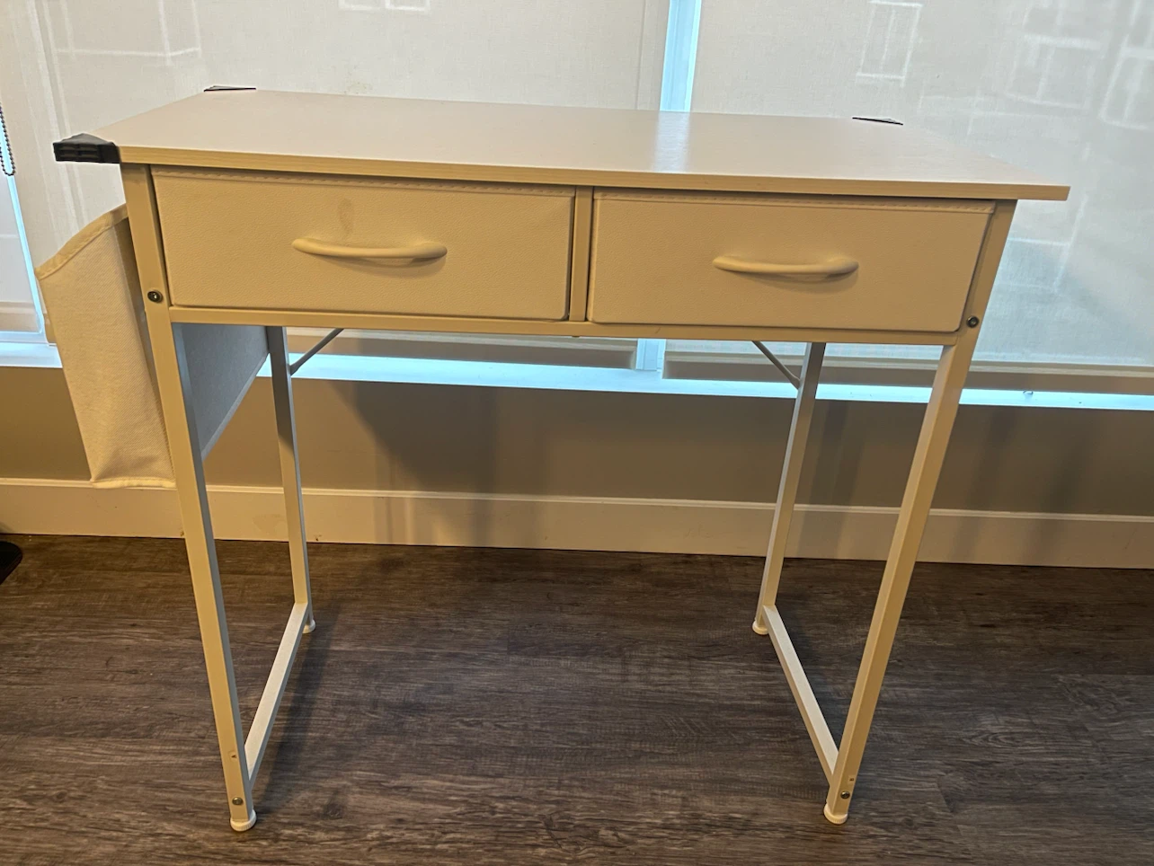 White Desk with 2 Storage Drawers