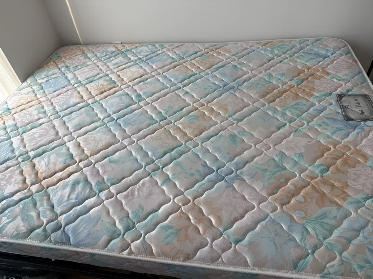 Serta Posturepedic 1000 Mattress queen size - photo 2