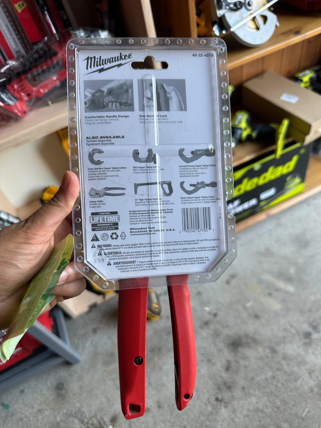 Milwaukee 1-5/8" Ratcheting Pipe Cutter - photo 2