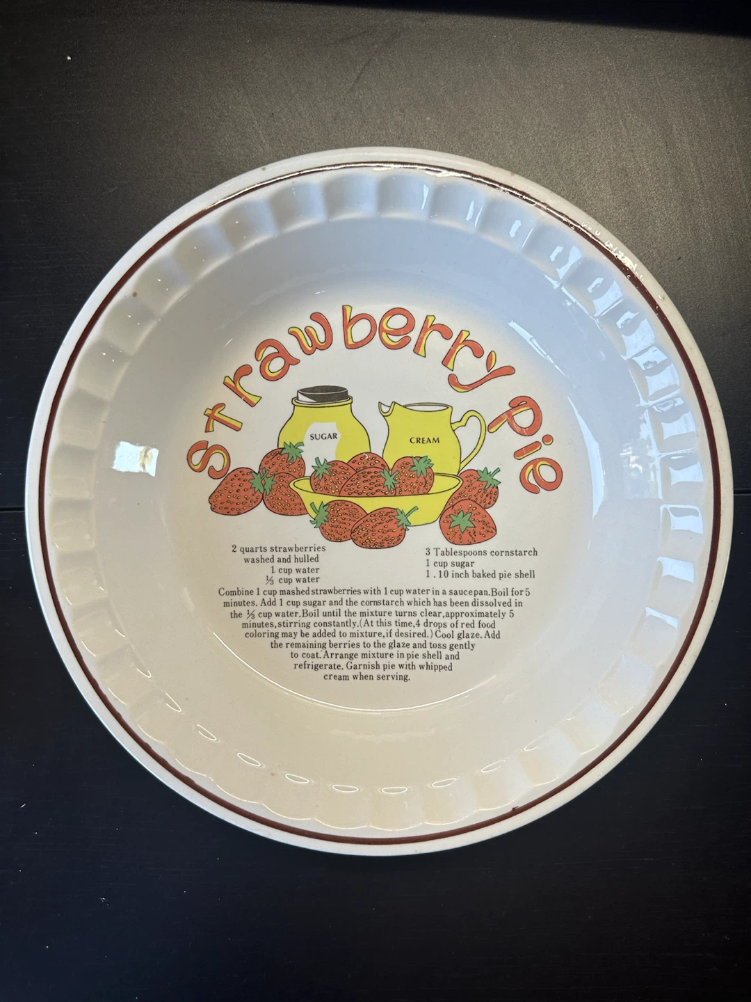 Manor Collection Strawberry Pie Baker
