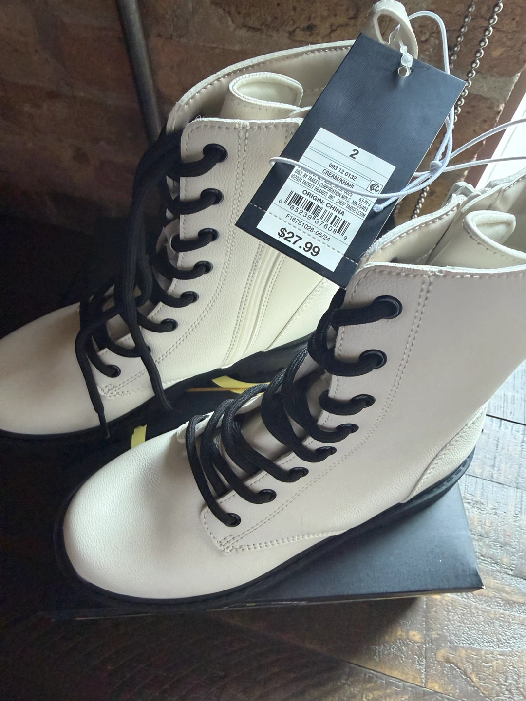 NEW with tag Art Class Cream ‘Khari’ Lace-Up combat Boots Size 2 - photo 2