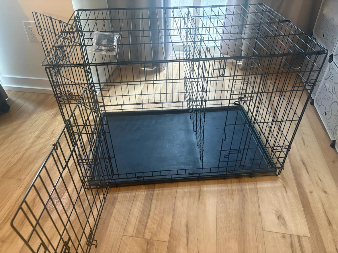 Large Dog Crate with Divider