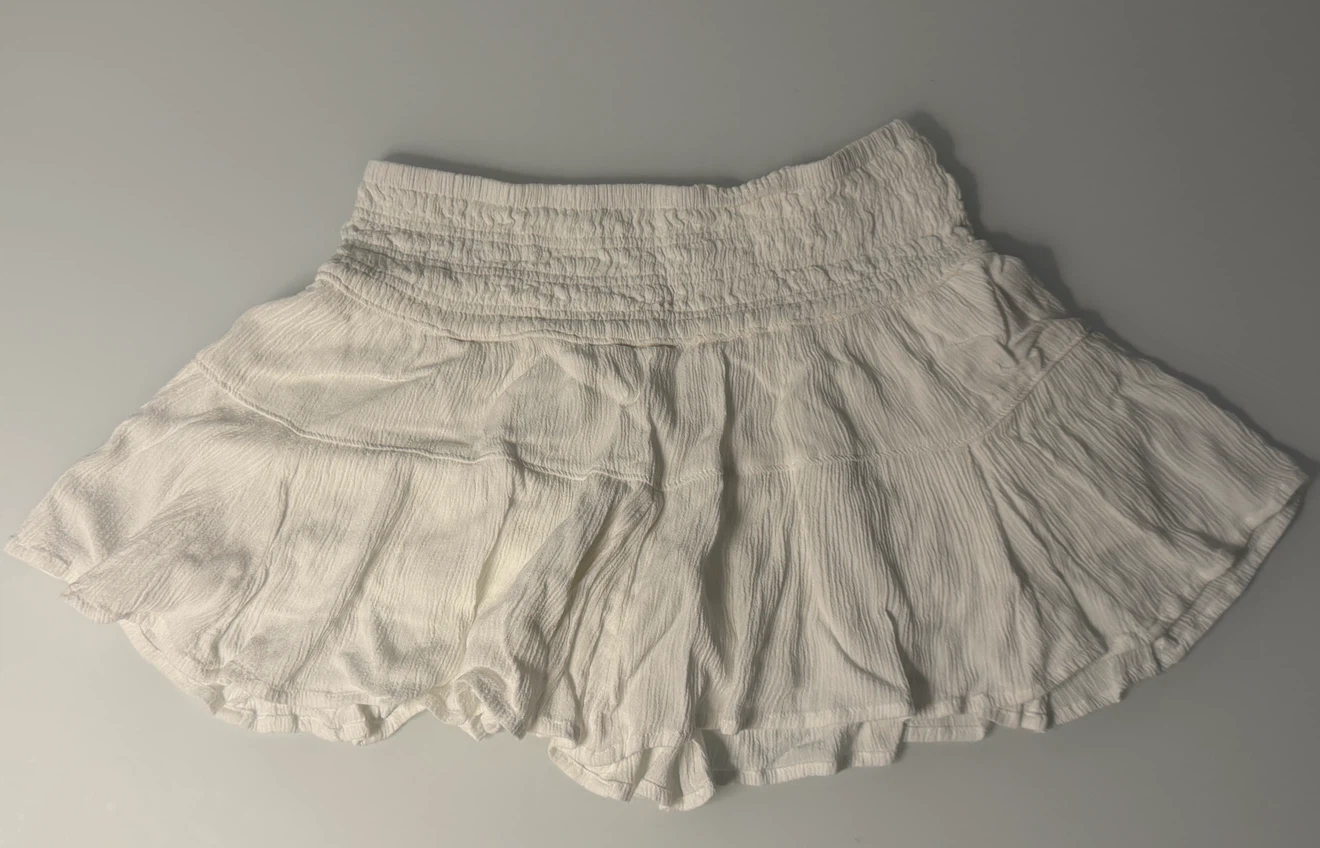 Women’s Summer Clothing Bundle - Brandy Melville, Hollister, Etc - photo 5