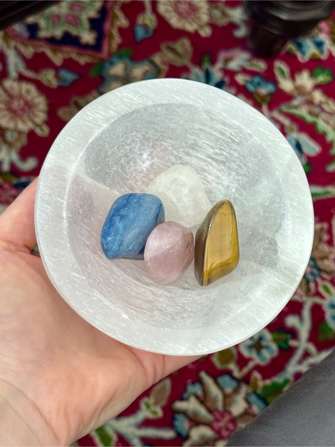 Moroccan Hand-Carved Round Crystal Selenite Dish With Crystals