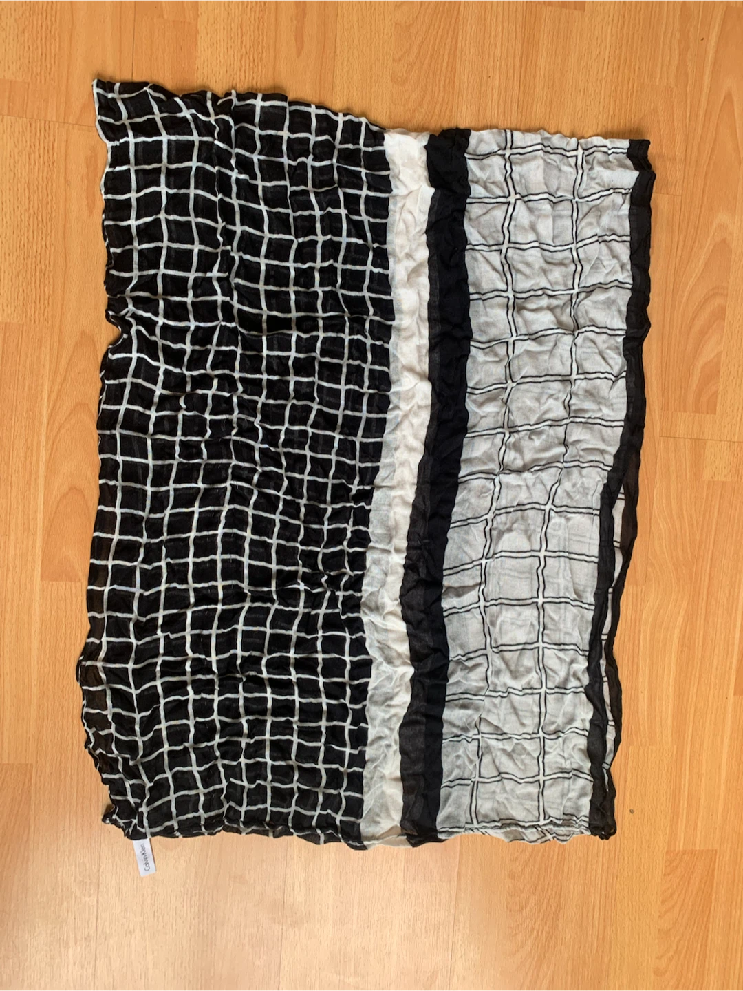 Calvin Klein Scarf Black & White Grid Pattern