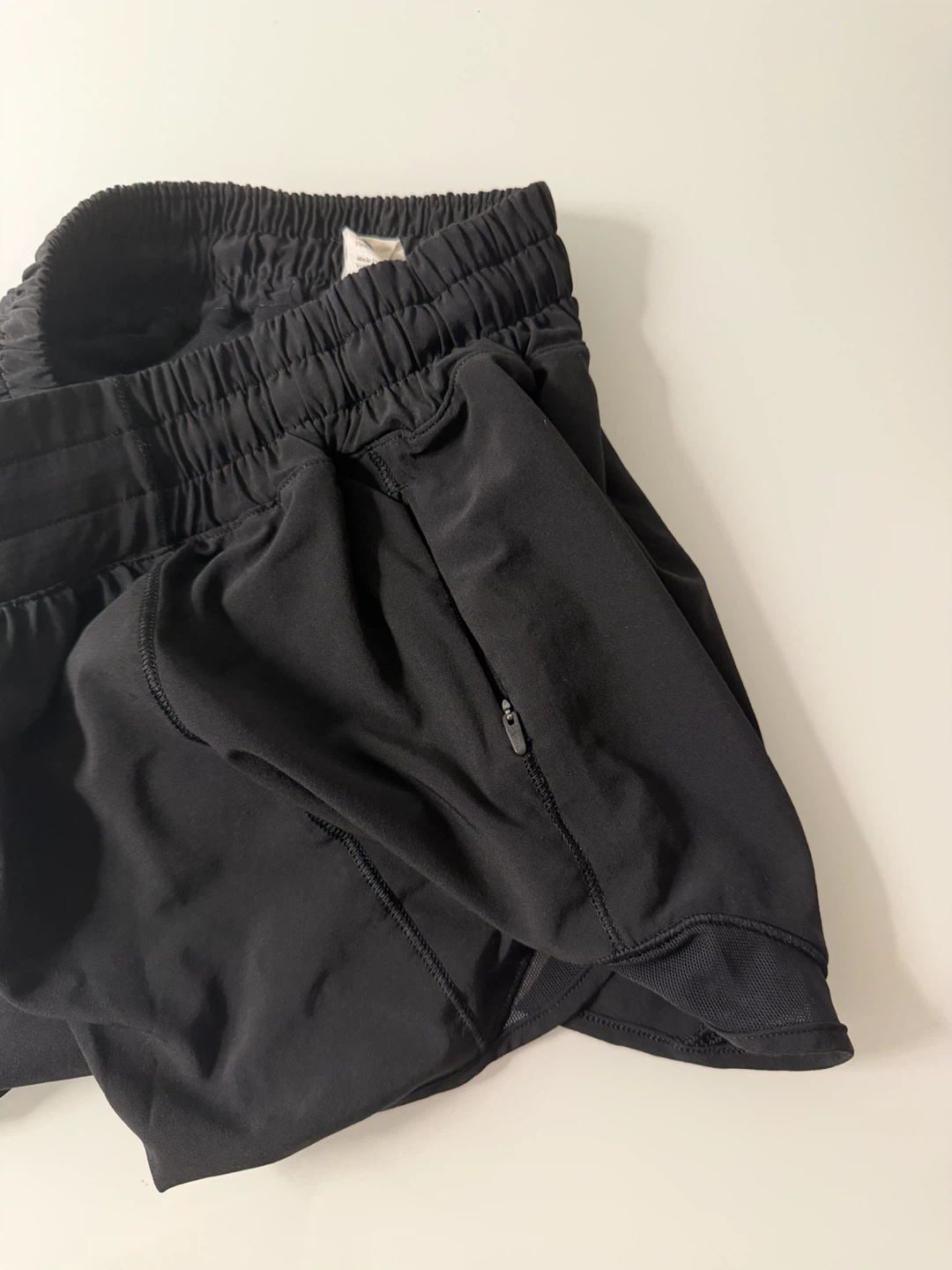 Lululemon Black Hotty Hot Shorts - photo 3