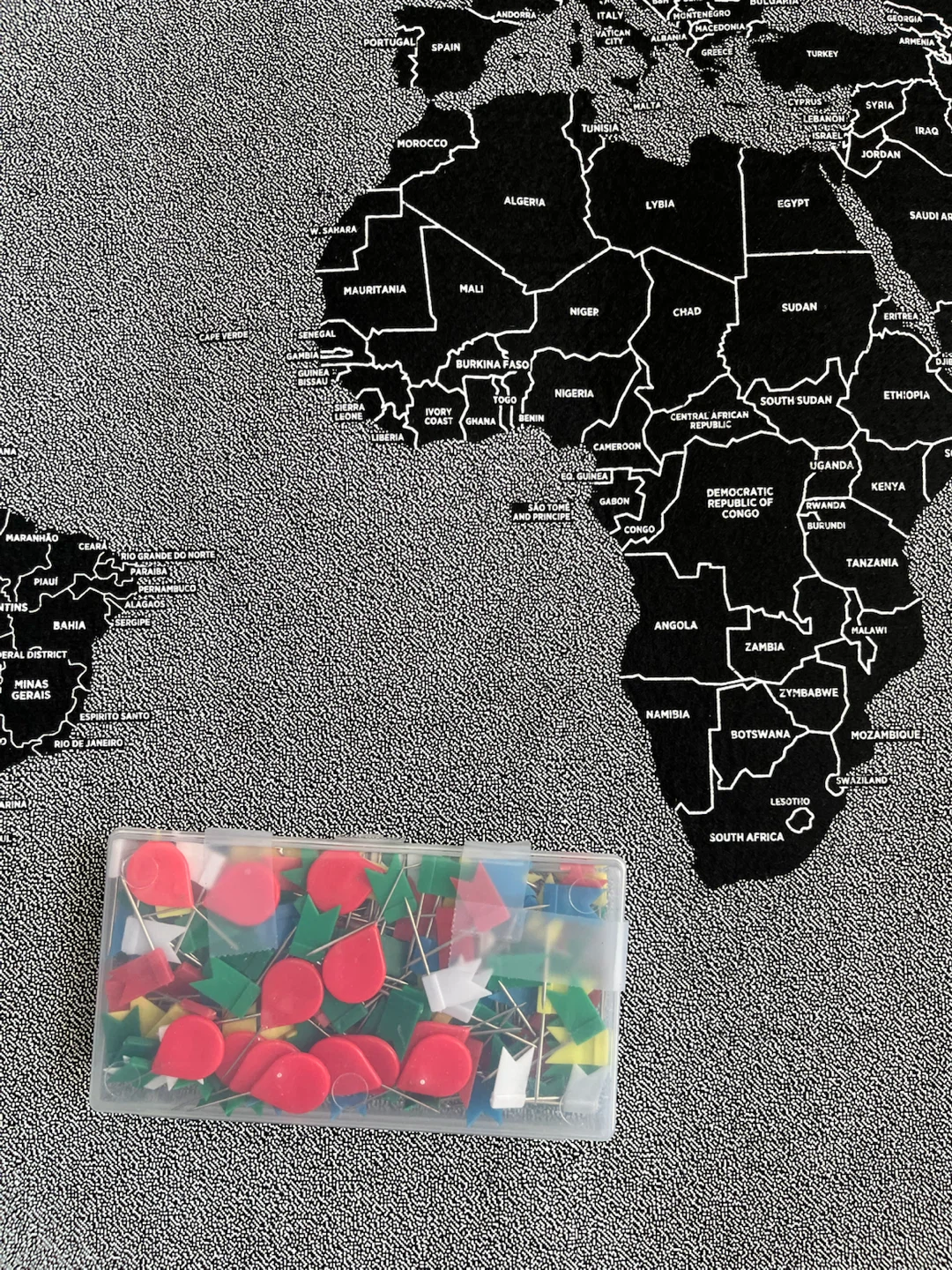 Wall Map Diary with Pins - photo 2