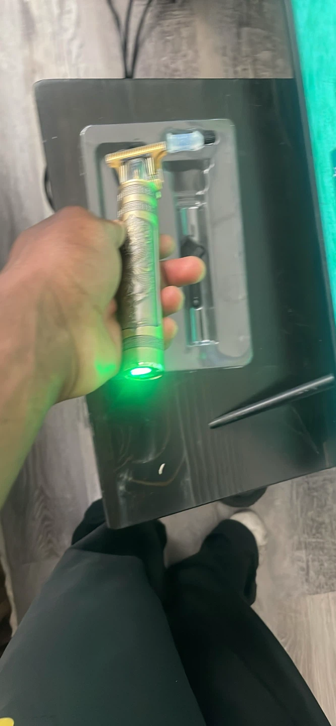 Dragon Engraved T-Outliner Trimmer - photo 2