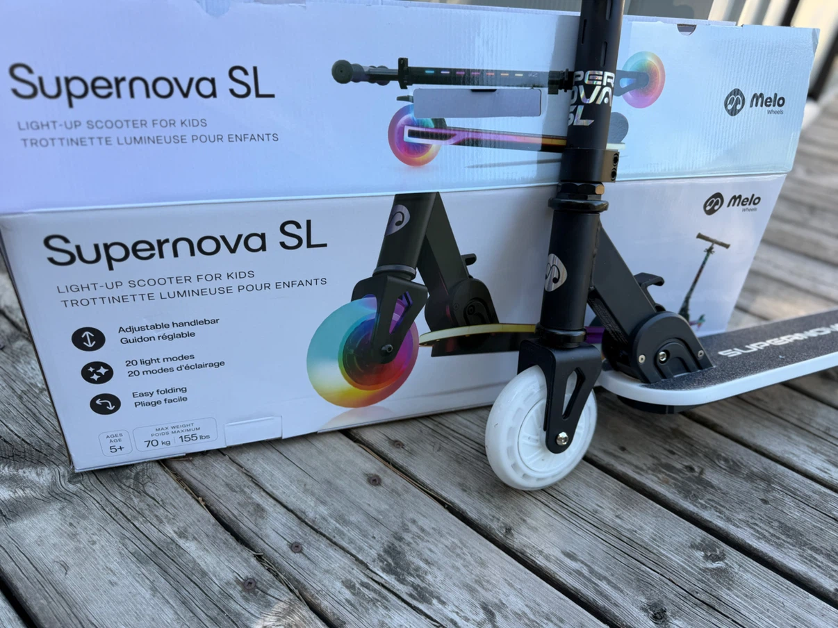 Melo Wheels Supernova SL Light-Up Scooter for Kids