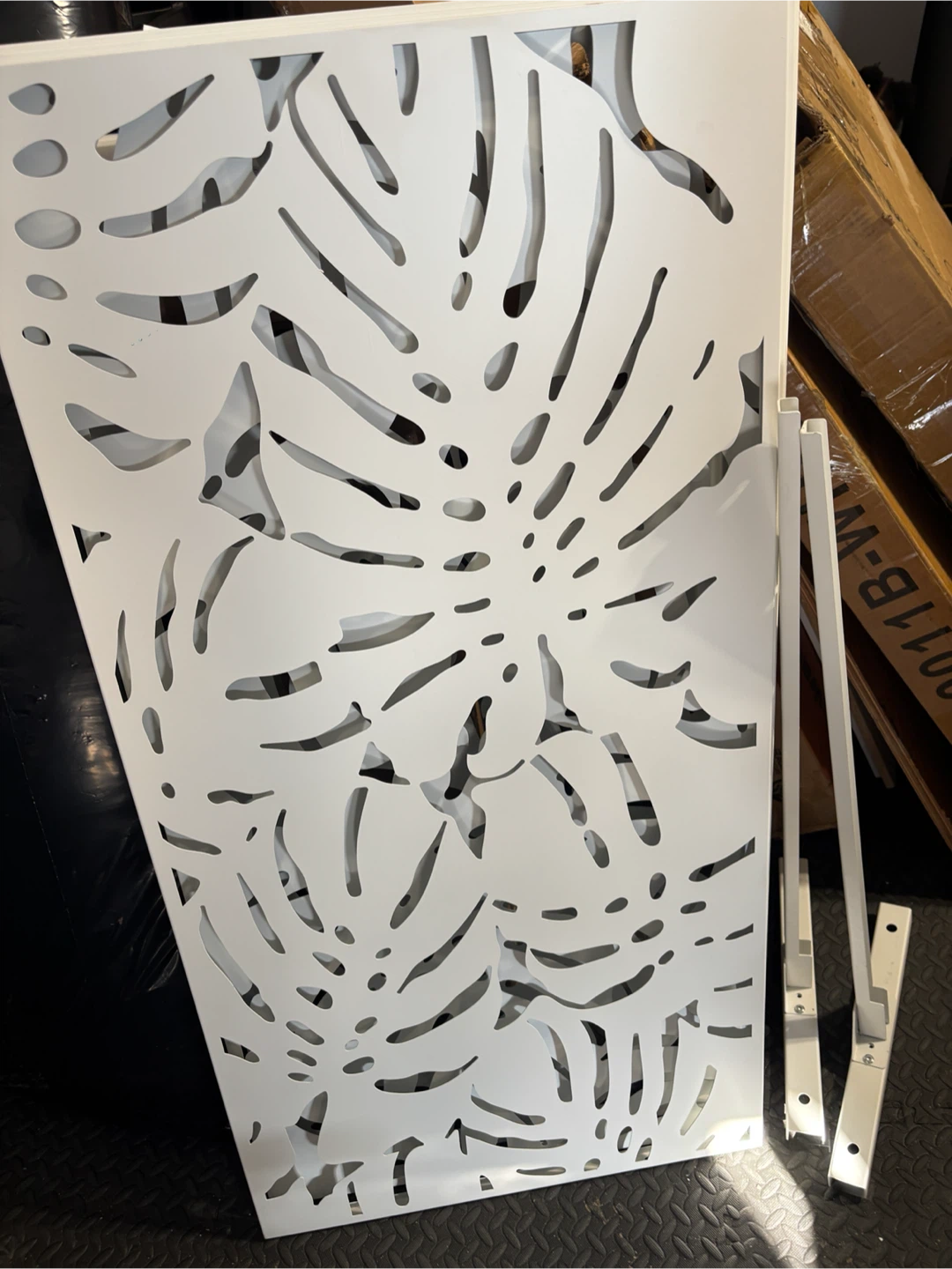 White Privacy Screen - Monstera Pattern and flower pattern - photo 3