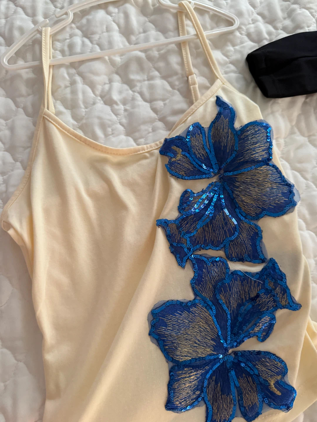 SHEIN Floral Sequin Cami Top