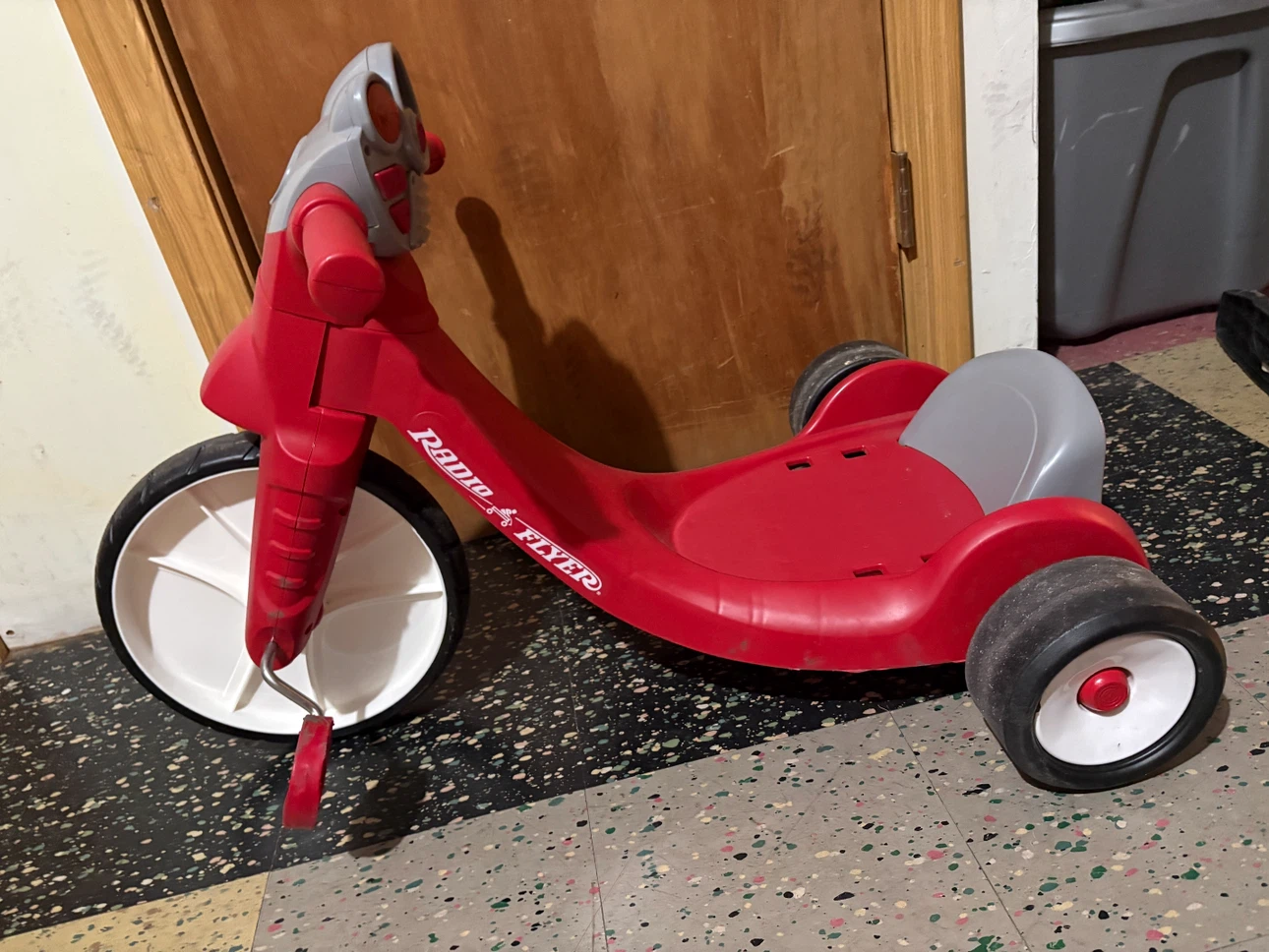 Radio Flyer Red Tricycle